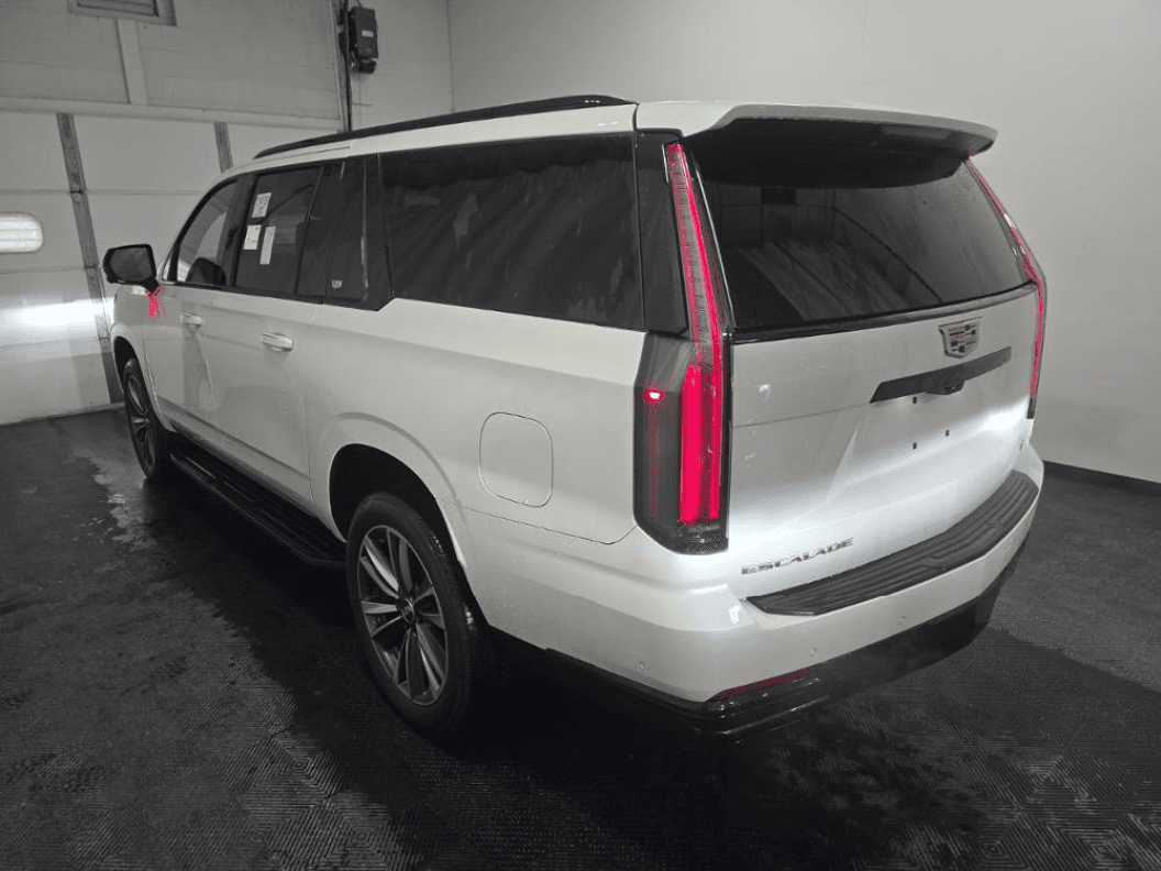 2025 Cadillac Escalade ESV - Thumbnail 6